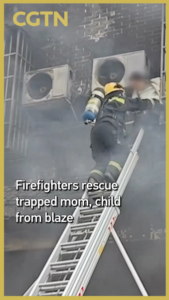 Heroic_Firefighters_Save_Mother_and_Child_in_Hunan_Blaze video poster