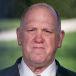 ICE_Agents_Deployed_to_Airports_Amid_Prolonged_DHS_Shutdown