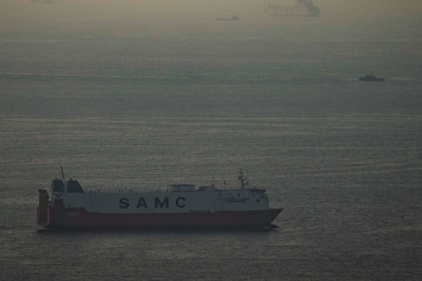 Iran_Offers_Strait_of_Hormuz_Transit_Coordination_Amid_Tensions