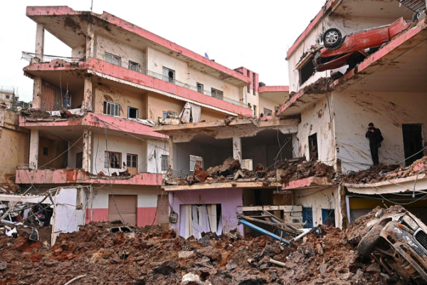 Israel_Escalates_Clashes_with_Hezbollah_in_Lebanon__Sparks_Regional_Tensions