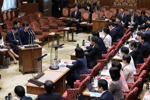 Japan_s_Takaichi_Navigates_US_Visit_Amid_Strait_of_Hormuz_Tensions