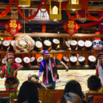 Kunming_Restaurants_Blend_Cuisine_and_Culture_with_Folk_Performances