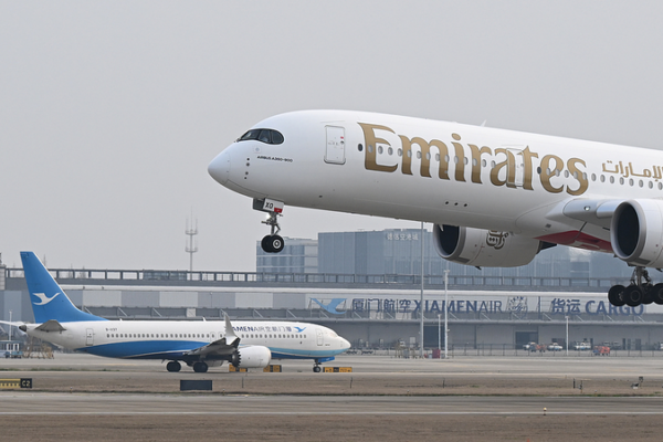 Middle_East_Air_Travel_Disruptions_Impact_6_Million_Passengers