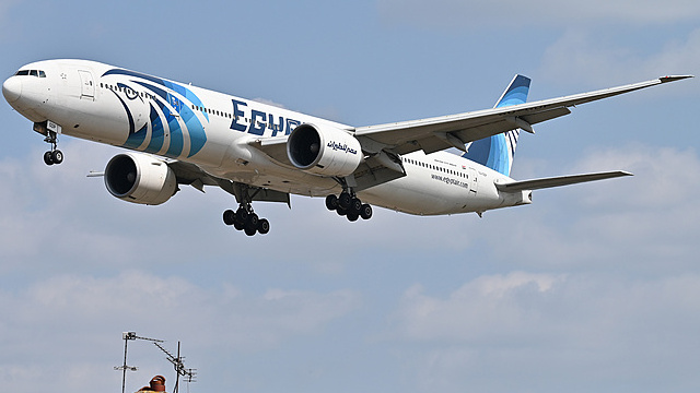 Middle_East_Conflict_Disrupts_Africa_s_Key_Air_Corridors video poster