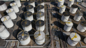 Middle_East_Tensions_Ripple_Through_Global_Supply_Chains