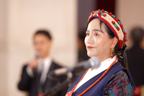 Mingkyi_Tsomo__Bridging_Ancient_Tibetan_Medicine_and_Global_Healthcare video poster