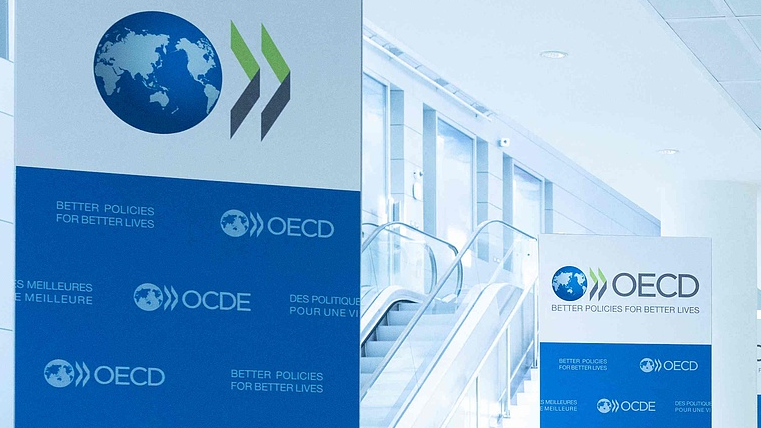OECD_Forecasts_2_9__Global_Growth_in_2026_Amid_Middle_East_Tensions