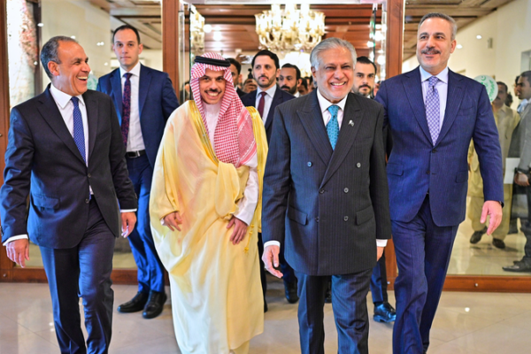 Quadrilateral_Talks_in_Pakistan_Aim_to_Ease_Middle_East_Tensions