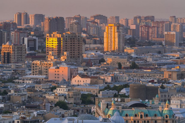 Russia_Evacuates_500_Nationals_from_Iran_via_Azerbaijan_Amid_Regional_Tensions