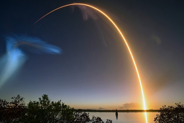 Starlink_Satellite_Anomaly_Sparks_Debris_Concerns__SpaceX_Assures_Safety