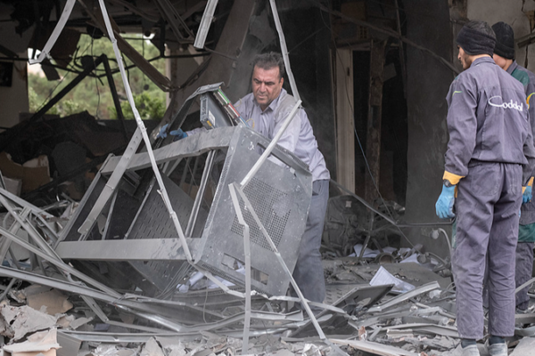 Tehran_Faces_Escalating_Airstrikes_as_Regional_Tensions_Surge