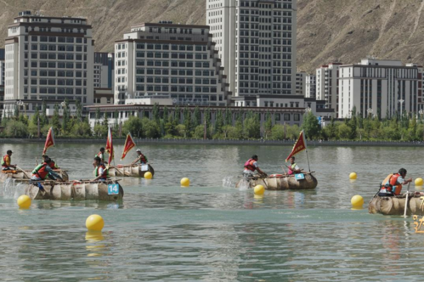 Tibetan_Bullhide_Boats_Revive_Ancient_Traditions_at_2026_Dragon_Boat_Festival