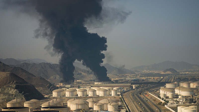 UAE_s_Fujairah_Petroleum_Site_Hit_by_Drone_Attack__Sparks_Fire