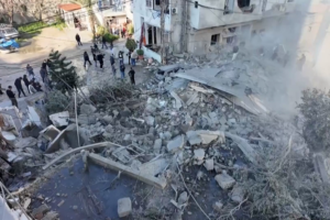 UN_Intensifies_Diplomatic_Push_Amid_Rising_Iran_Tensions video poster