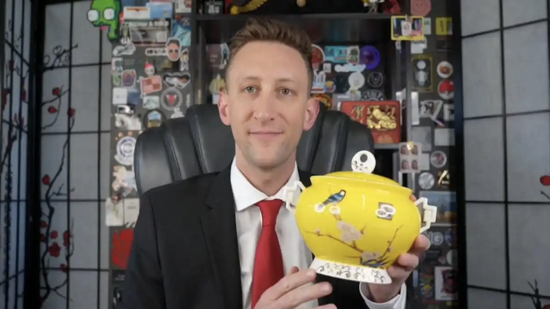 US_Donor_of_WWII_Evidence_Makes_China_His_New_Home video poster