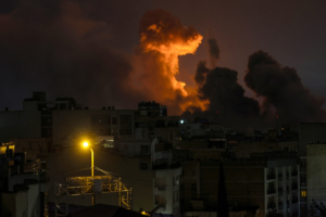 US_Israel_Strikes_Target_Iranian_Nuclear_Sites_as_Ceasefire_Hangs_in_Balance