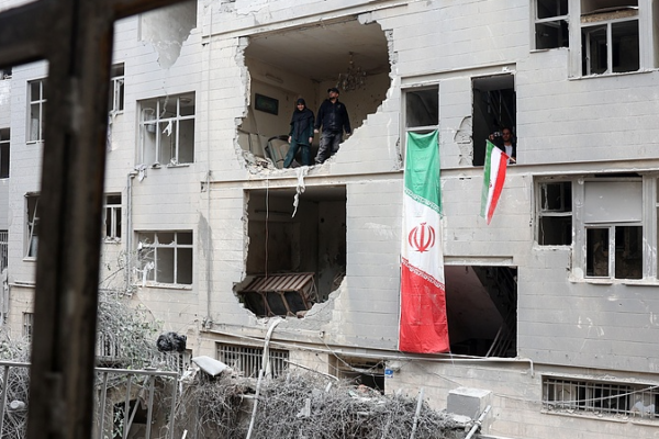 US_Israel_Strikes_on_Iran_Stir_Global_Debate_Over_Regional_Stability