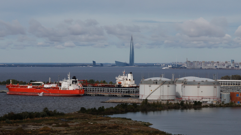 U_S__Eases_Russian_Oil_Sanctions__Global_Prices_Dip