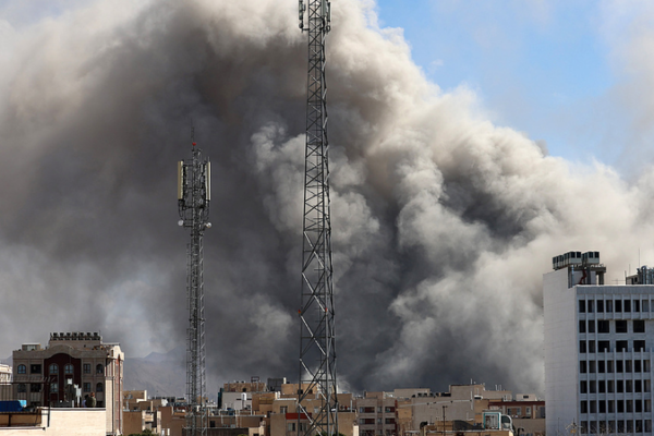 U_S__Israel_Strike_on_Iran_Sparks_Global_Tensions__Analysts_Warn