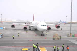 Xinjiang_Expands_UK_Cargo_Links_with_New_Direct_Air_Route video poster