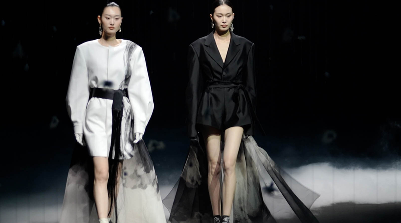 Xiong_Ying_s__Xu_Luo__Opens_2026_China_Fashion_Week_with_Eastern_Flair video poster