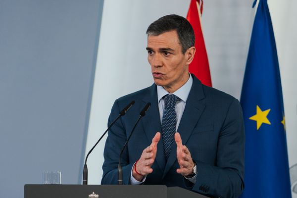 Spain's Sanchez Condemns Middle East Conflict, Unveils €5B Aid Package