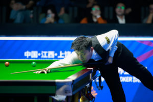 Zhao_Xintong_Survives_Thrilling_Clash_to_Advance_at_Snooker_World_Open