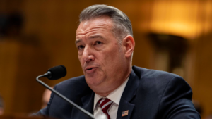 Acting_ICE_Director_Todd_Lyons_to_Step_Down_Amid_Scrutiny