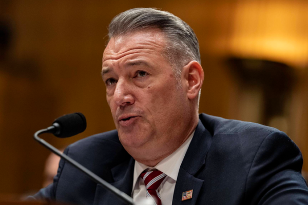 Acting_ICE_Director_Todd_Lyons_to_Step_Down_Amid_Scrutiny