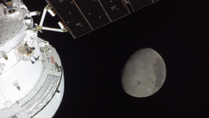 Artemis_II_Crew_Returns_to_Earth_After_Historic_Moon_Flyby video poster