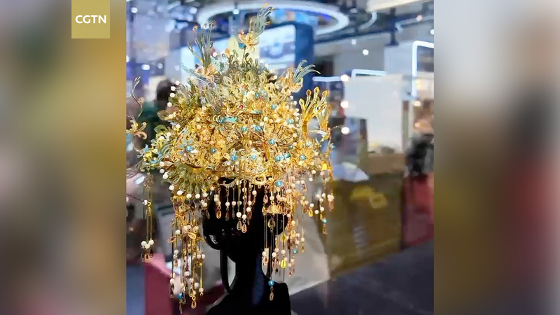 China_Chic_Craftsmanship_Shines_at_2026_Hainan_Expo video poster
