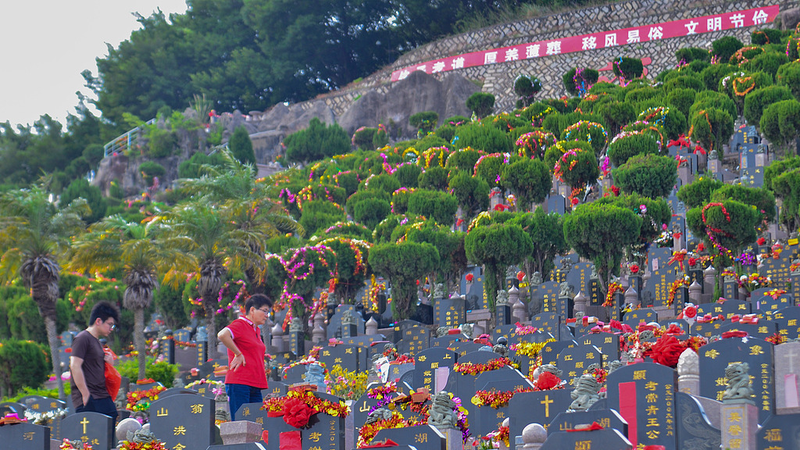 China_Honors_Fallen_Heroes_in_Nationwide_Qingming_Tributes - Khabar Asia China_Honors_Fallen_Heroes_in_Nationwide_Qingming_Tributes