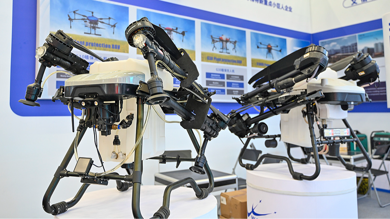 China_Spotlights_Drone_Innovation_at_2026_Canton_Fair - Khabar Asia China_Spotlights_Drone_Innovation_at_2026_Canton_Fair