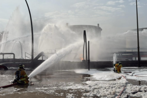 China__Bahrain_Urge_De_Escalation_in_Gulf_Amid_Hormuz_Tensions