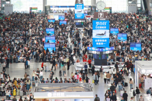 China_s_May_Day_Travel_Boom__Record_1_52_Billion_Trips_Forecast