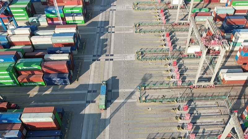 Cross_Strait_Industrial_Synergy__Pathways_to_Economic_Integration - Khabar Asia Cross_Strait_Industrial_Synergy__Pathways_to_Economic_Integration