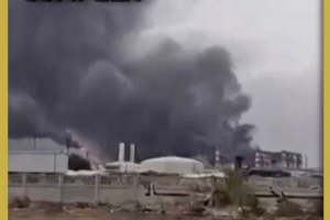Deadly_Strike_Hits_Iran_s_Mahshahr_Petrochemical_Zone__5_Killed video poster