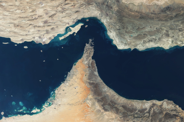 First_Ship_Navigates_Strait_of_Hormuz_Post_US_Iran_Ceasefire