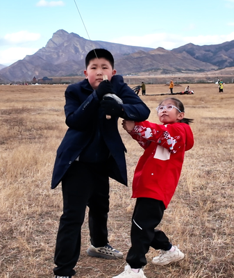 Hohhot_Kite_Festival_Soars_as_Spring_Tradition_Takes_Flight video poster