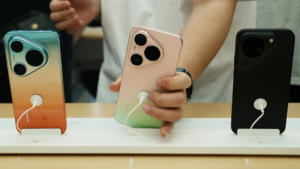 Huawei_Unveils_Pura_90_Series__Pioneering_Foldable_Tech_in_2026