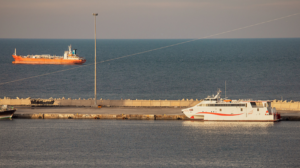 Iran_Conflict_Fuels_Global_Energy_Market_Turmoil__Prices_Swing_Sharply