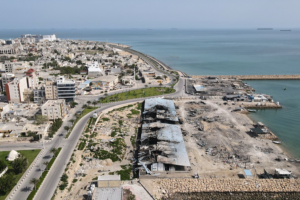 Iran_Reopens_Strait_of_Hormuz_Amid_Ceasefire__Demands_US_Lift_Blockade