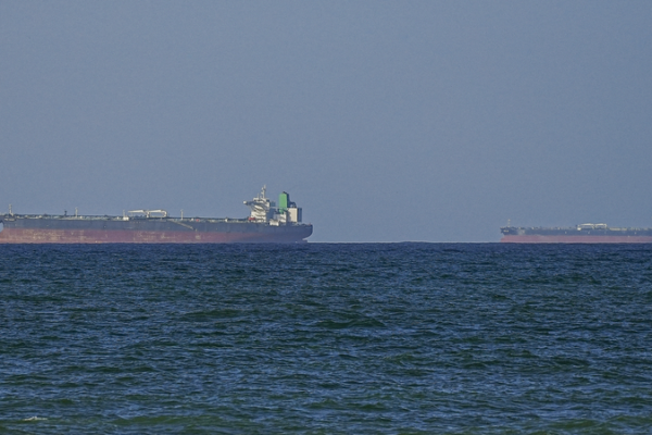 Iran_Threatens_Strait_of_Hormuz_Closure_Amid_Rising_US_Tensions