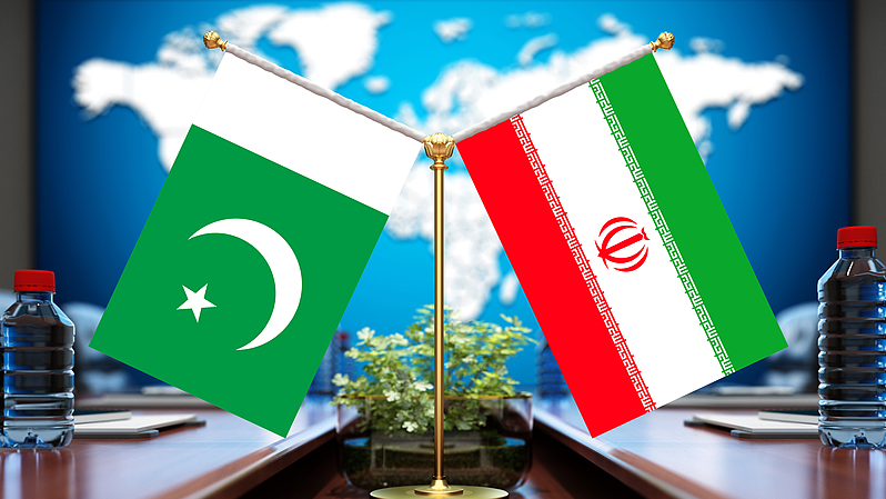 Iran__Pakistan_Foreign_Ministers_Discuss_Regional_Stability_in_Key_Talks