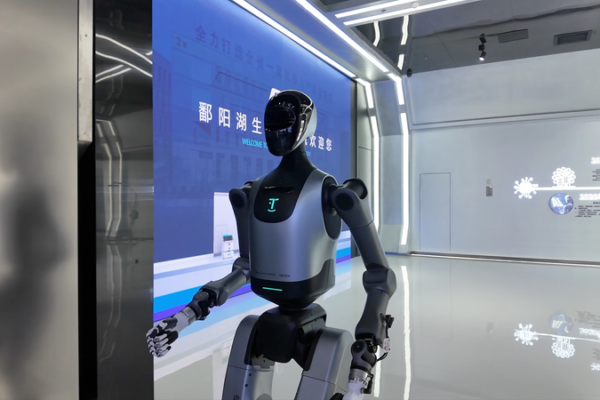 Jiangxi_Launches_Asia_s_Largest_Humanoid_Robot_Training_Hub video poster
