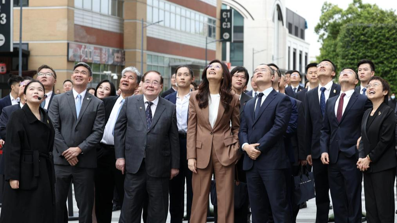 KMT_Leader_Advocates_Cross_Strait_Peace_During_Shanghai_Tour - Khabar Asia KMT_Leader_Advocates_Cross_Strait_Peace_During_Shanghai_Tour