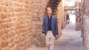 British Explorer’s Film-Inspired Journey to China’s Qikou Ancient Town video poster