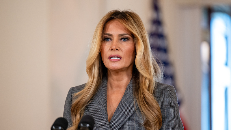 Melania_Trump_Denies_Epstein_Links_Amid_2026_Document_Fallout - Khabar Asia Melania_Trump_Denies_Epstein_Links_Amid_2026_Document_Fallout