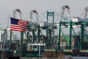 Middle_East_Tensions_and_Tariffs_Drive_US_Price_Hikes_in_2026