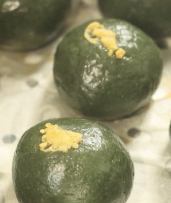 Qingming_Festival_2026_Blends_Tradition_with_Modern_Celebrations_Across_China video poster